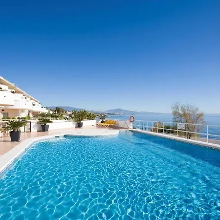 Appartement Immaculate 3-bed Penthouse- Stunning Views Estepona