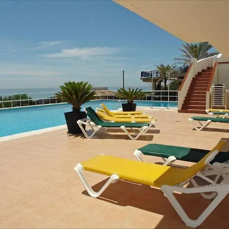 Immaculate 3-bed Penthouse- Stunning Views Appartement *