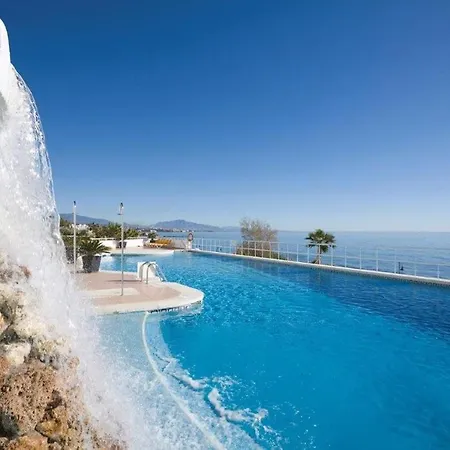 Immaculate 3-bed Penthouse- Stunning Views * Estepona