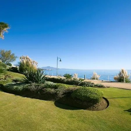 Immaculate 3-bed Penthouse- Stunning Views アパート
